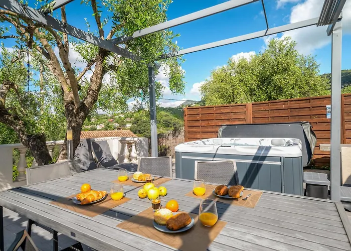 Vue Mer, Terrasse Et Villa