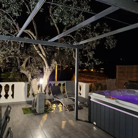 Vue Mer, Terrasse Et Villa Nice